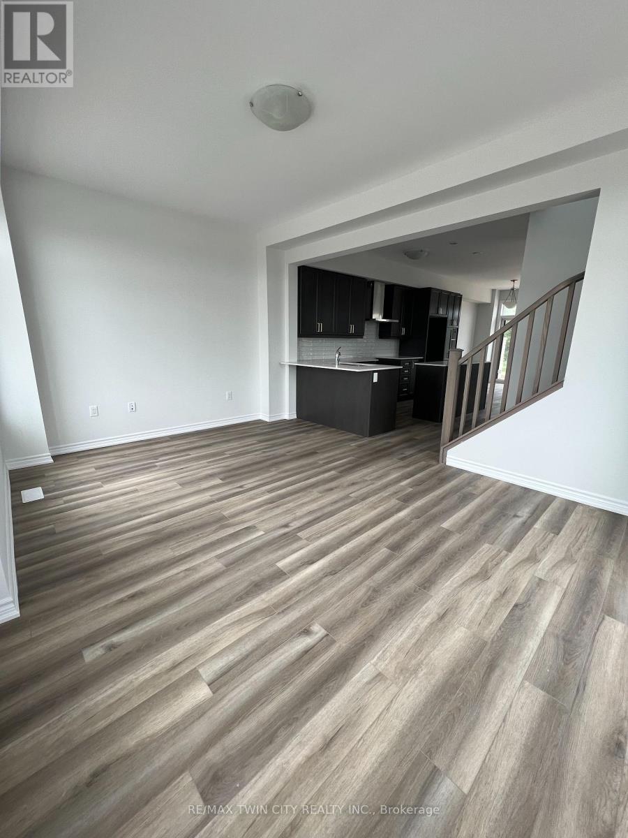 1 - 290 EQUESTRIAN WAY