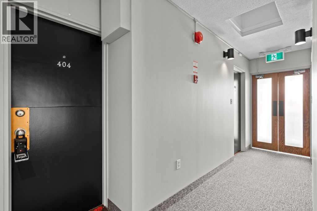 404, 1811 18A Street SW