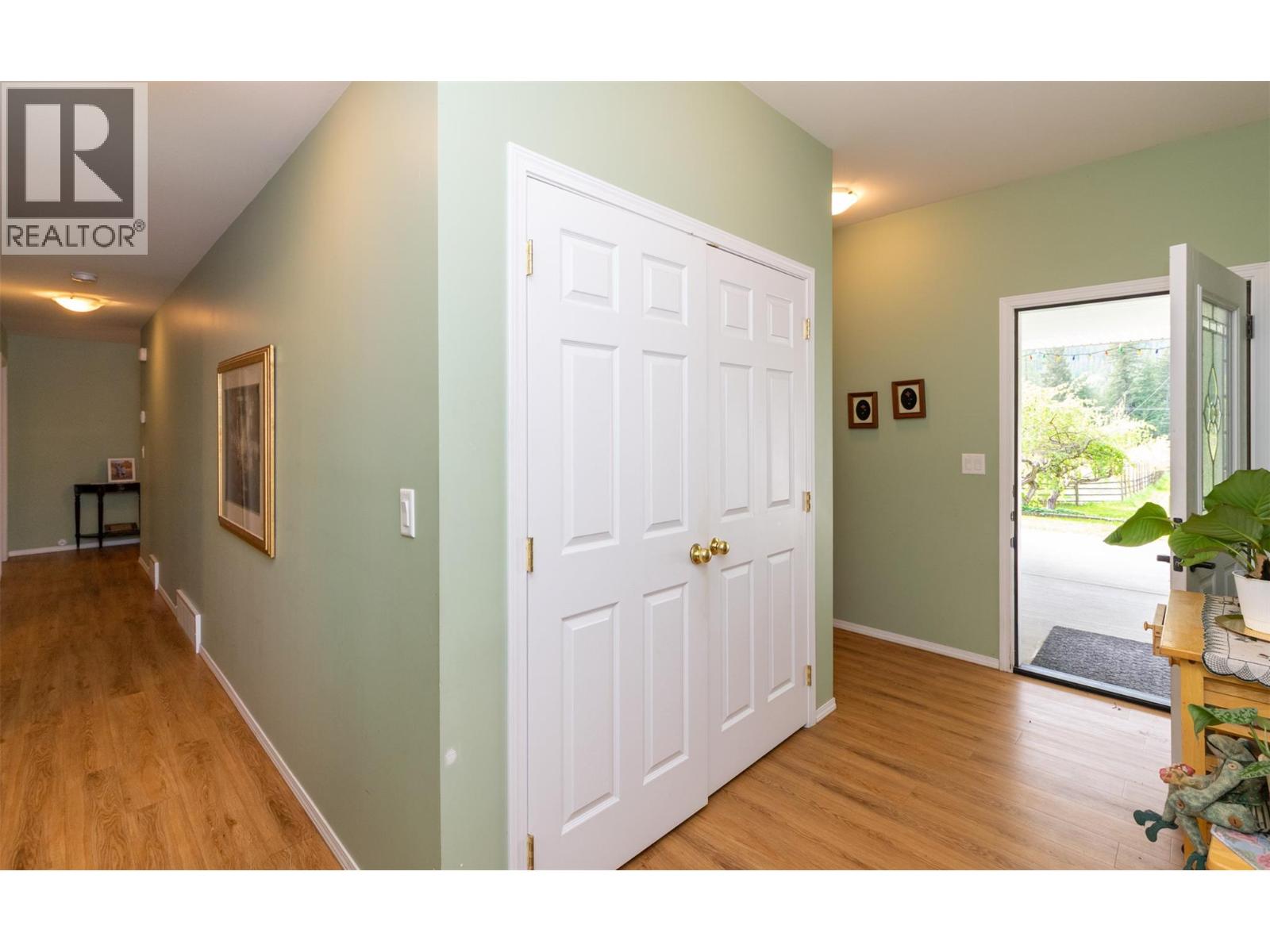 741 Enderby Mabel Lake Road