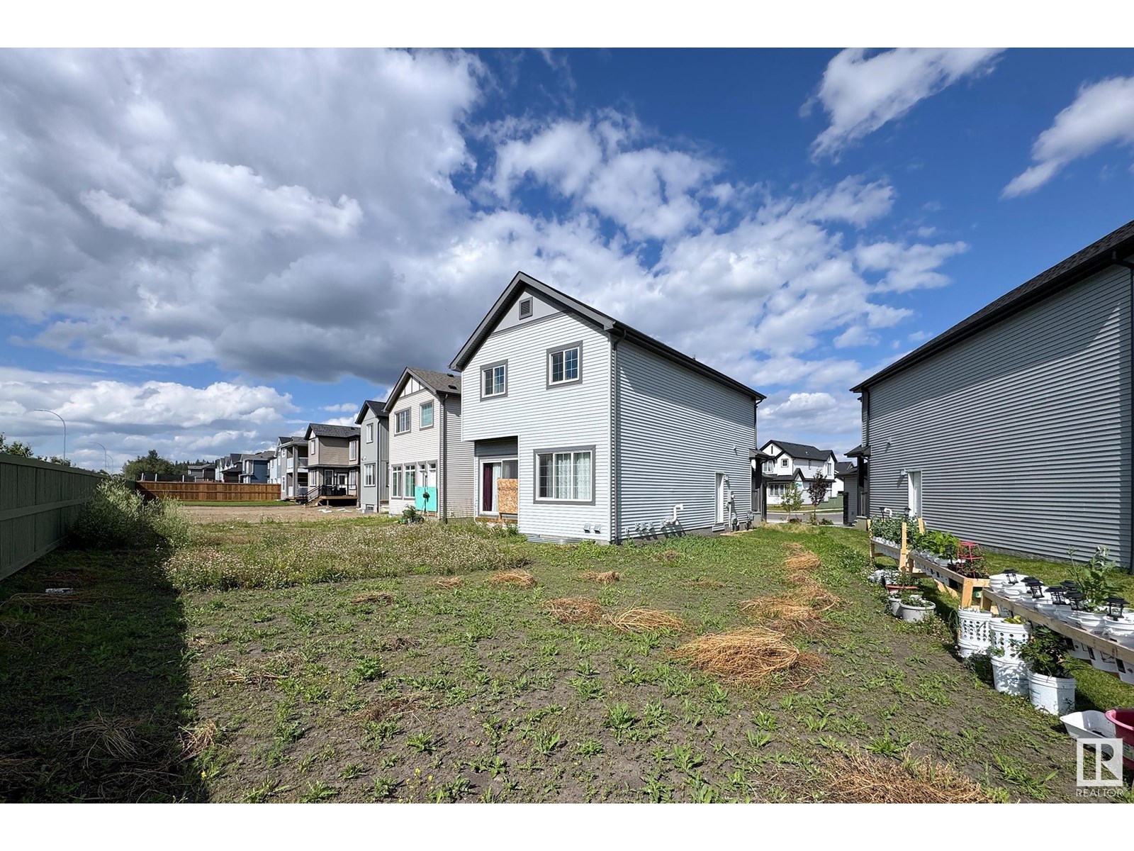 3608 214 ST NW