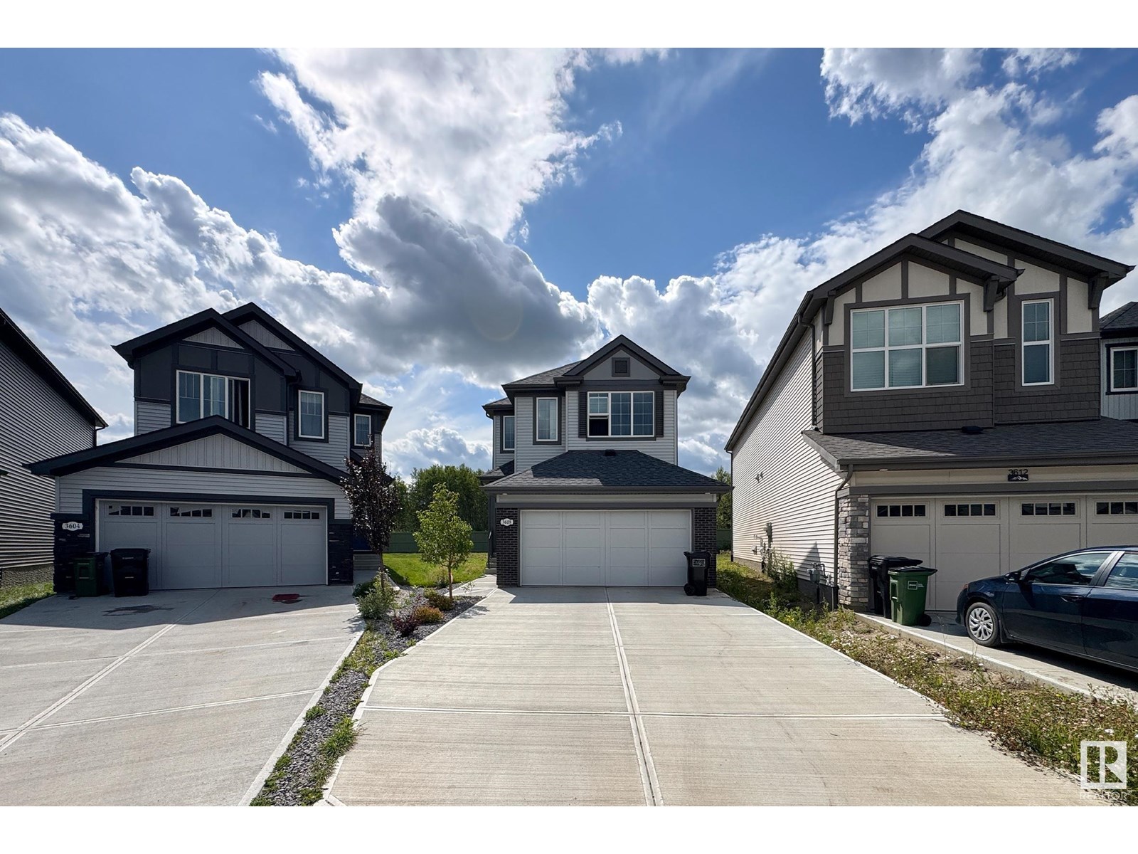 3608 214 ST NW