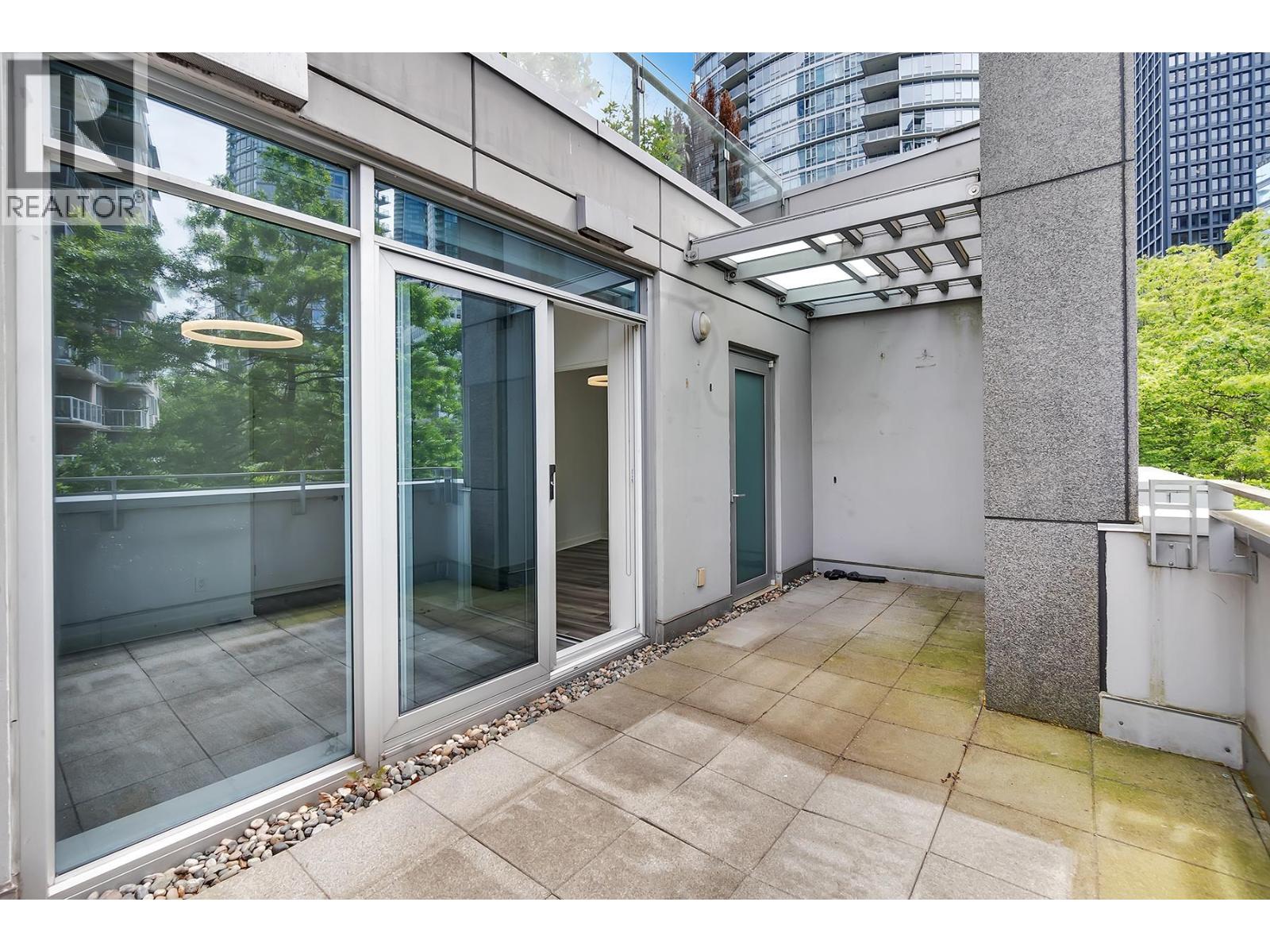 TH31 1277 W CORDOVA STREET