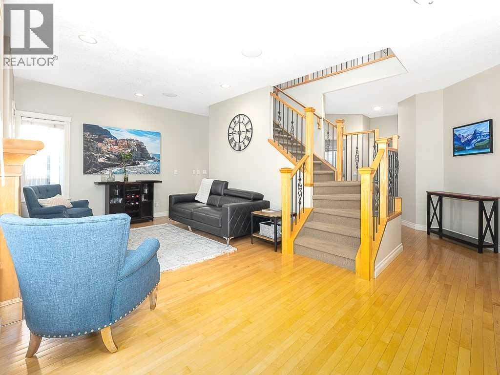 195 Royal Birkdale Crescent NW