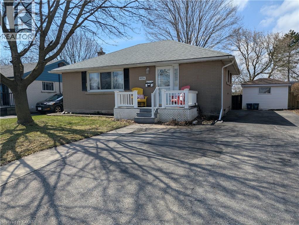 1034 WINTERHALT Avenue