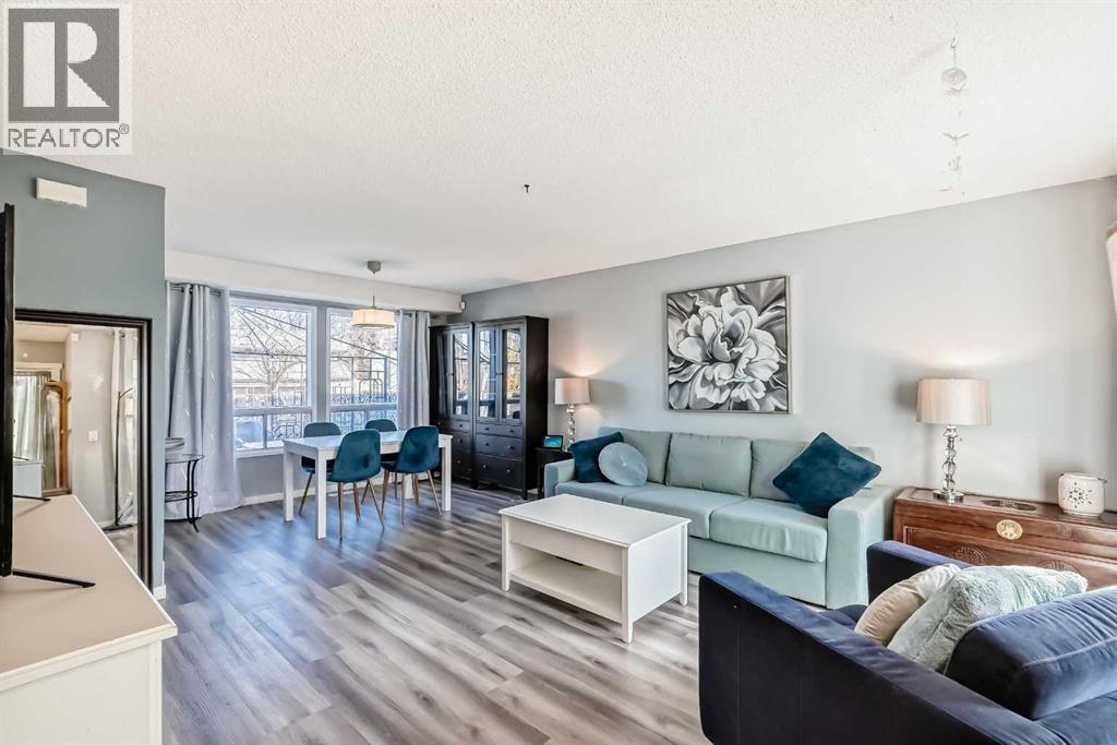 220 Whitewood Place NE