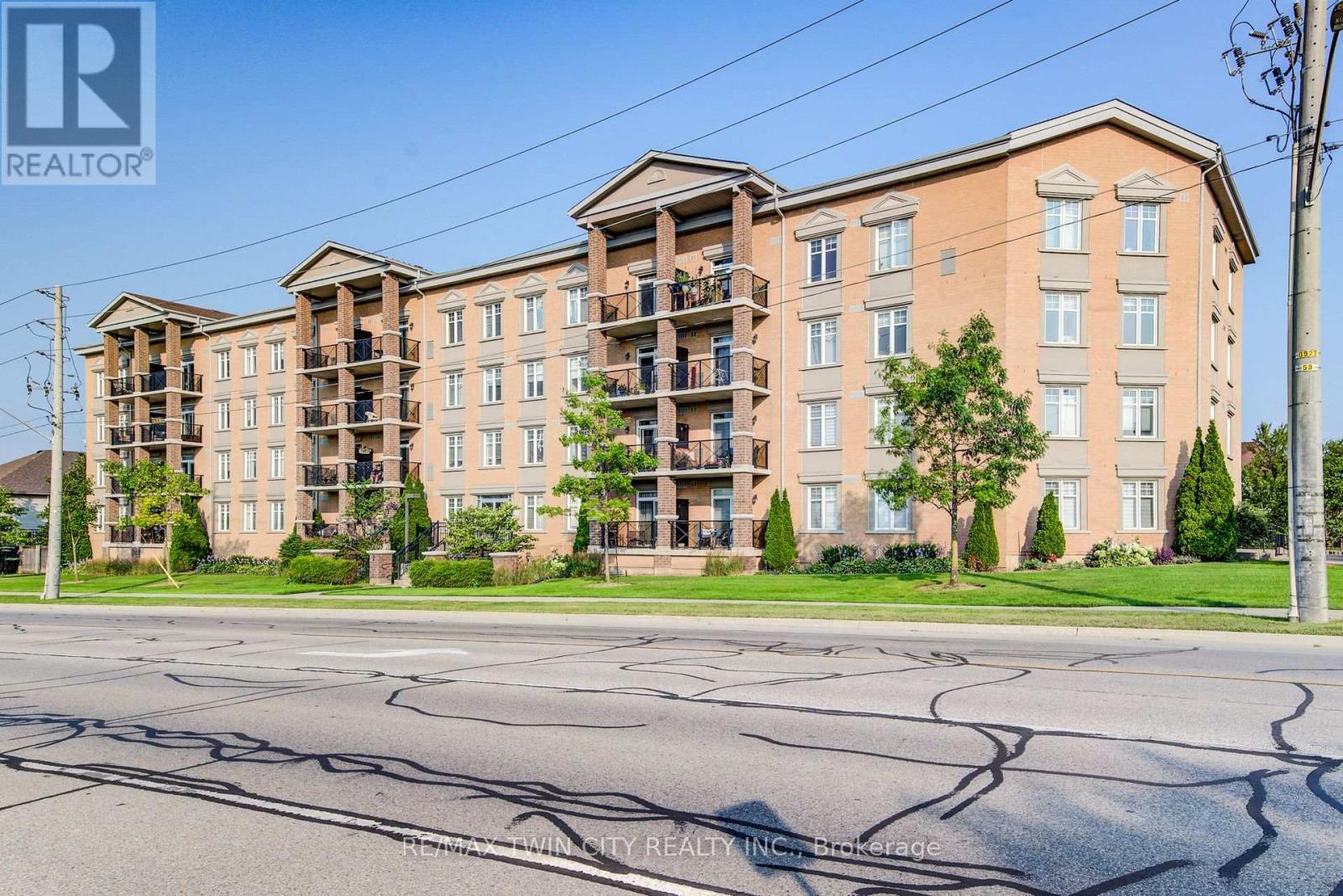 401 - 2 COLONIAL DRIVE