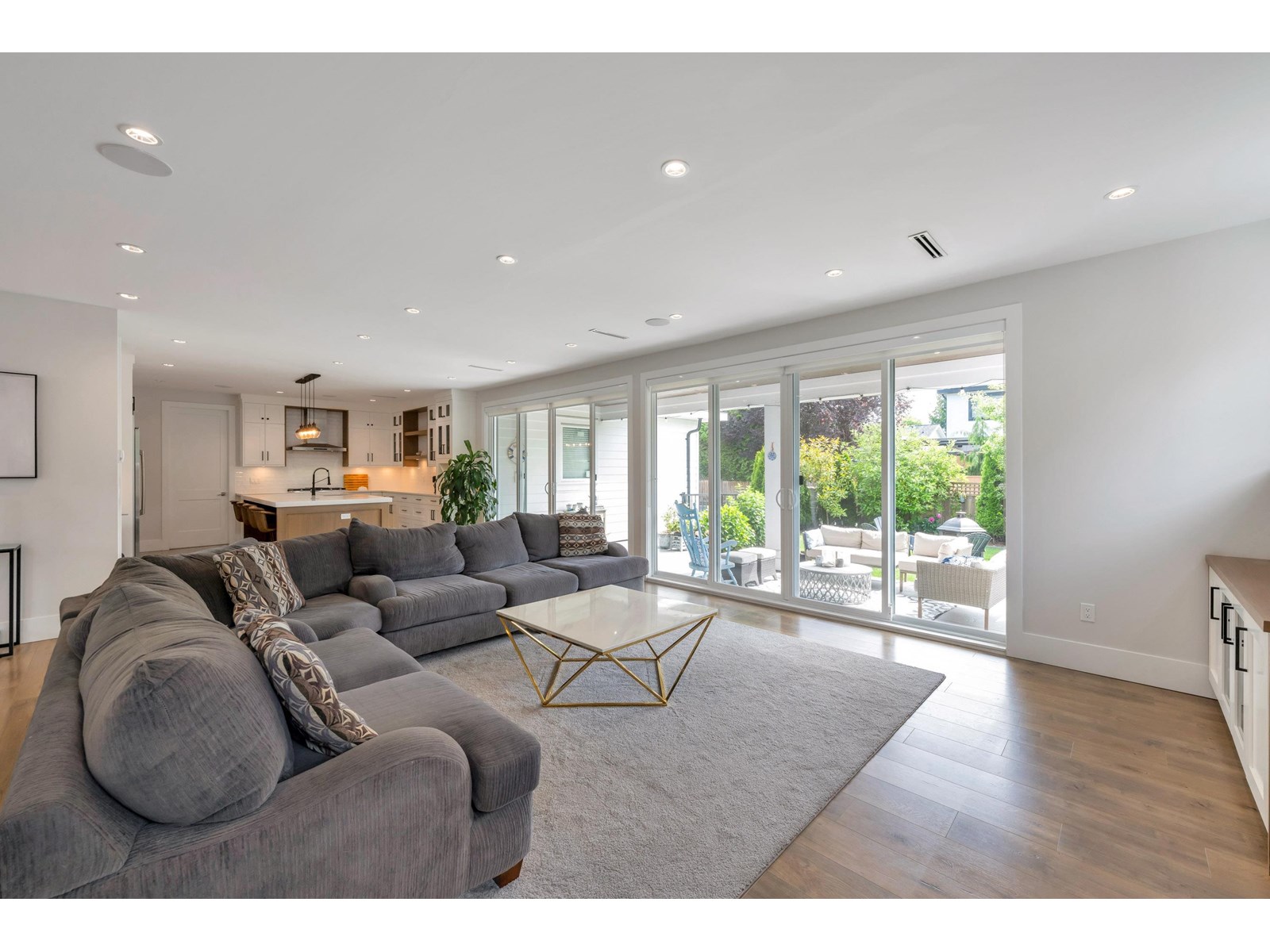 1938 140 STREET