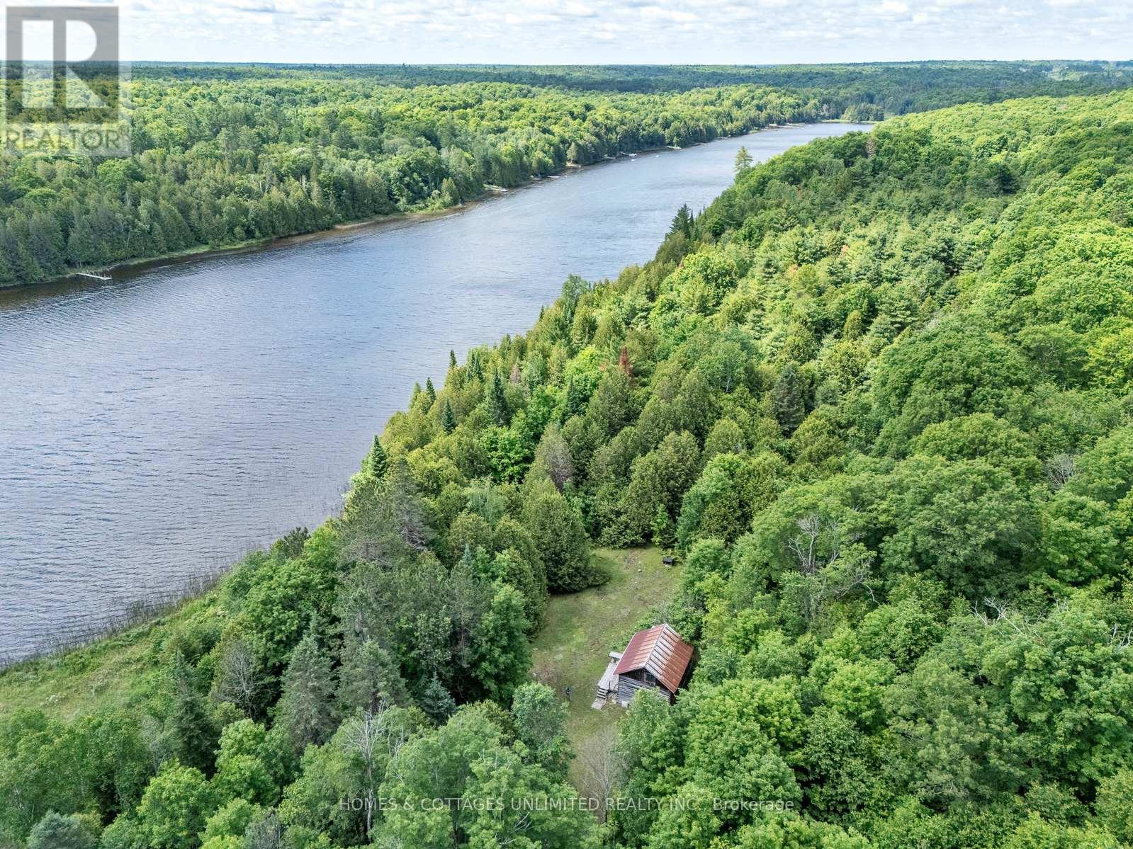1084C SWAUGERS LAKE ROAD