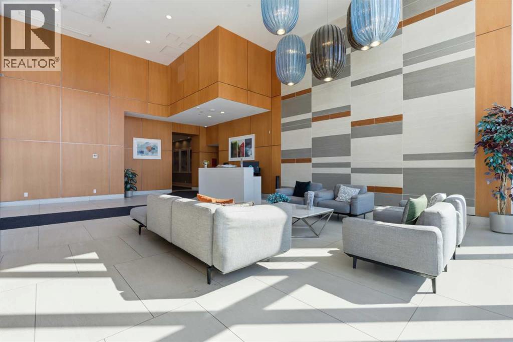 2704, 510 6 Avenue SE