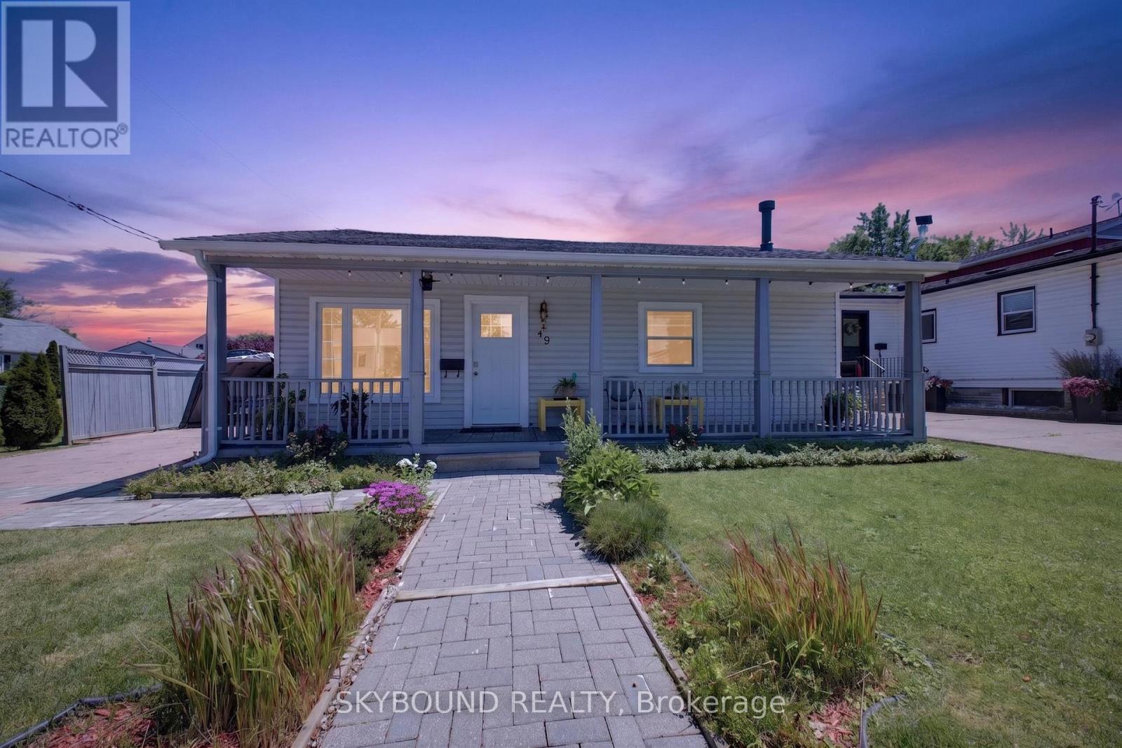 49 POWERVIEW AVENUE