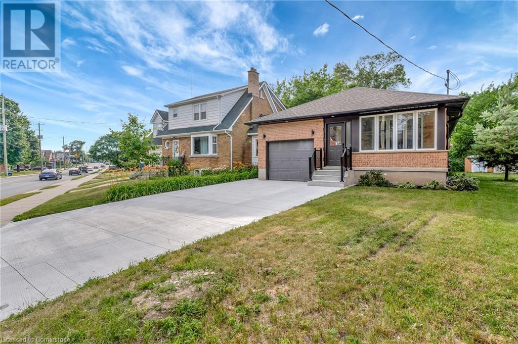 126 HIGHLAND Road W