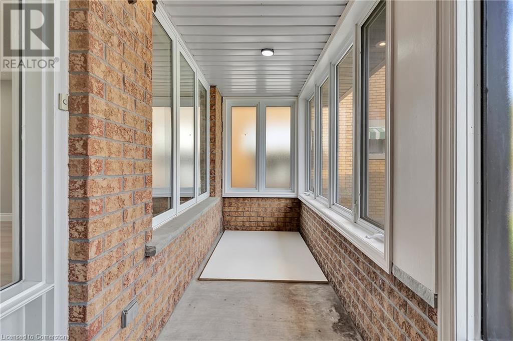 126 HIGHLAND Road W