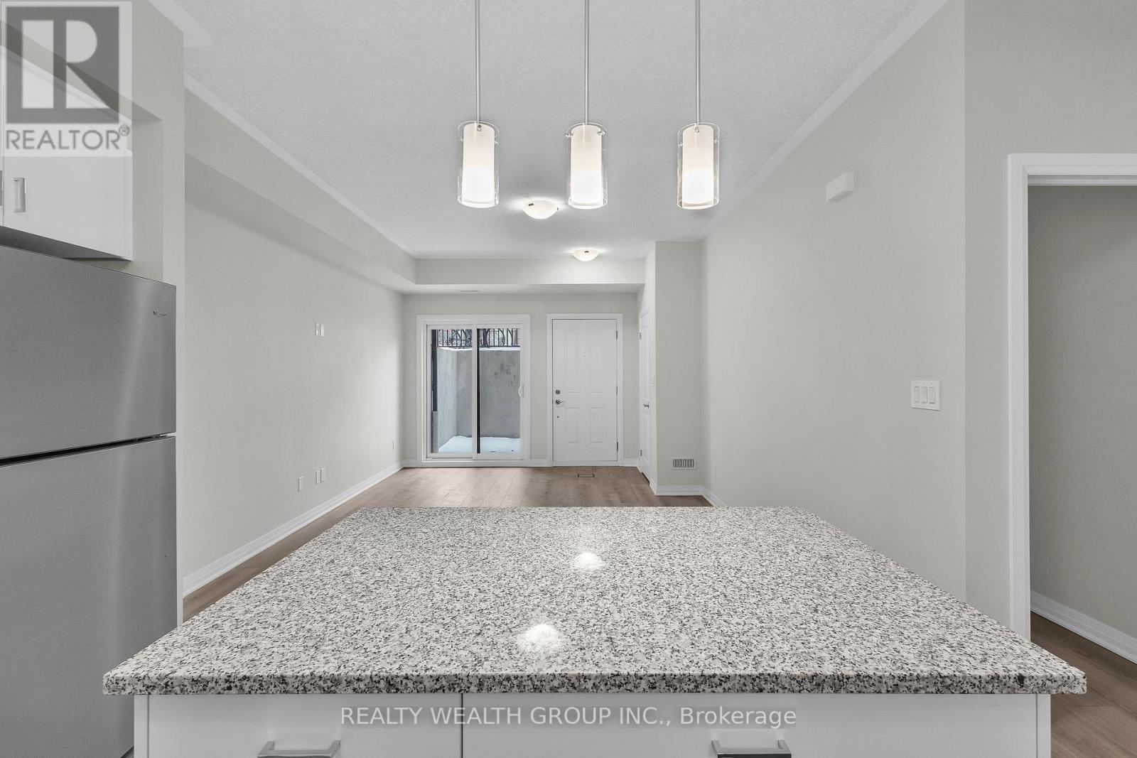 69 - 25 ISHERWOOD AVENUE N