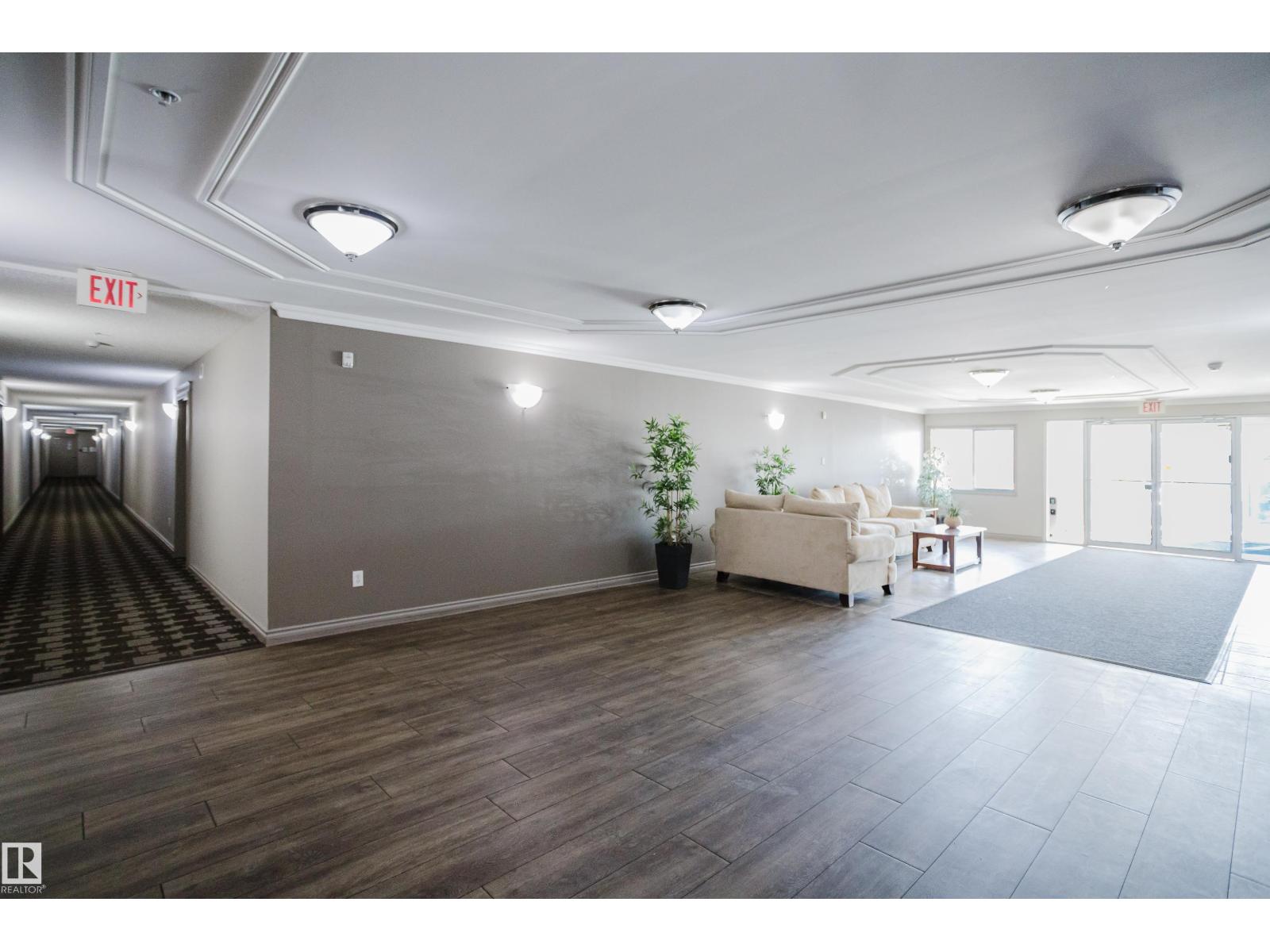 #312 905 BLACKLOCK WY SW