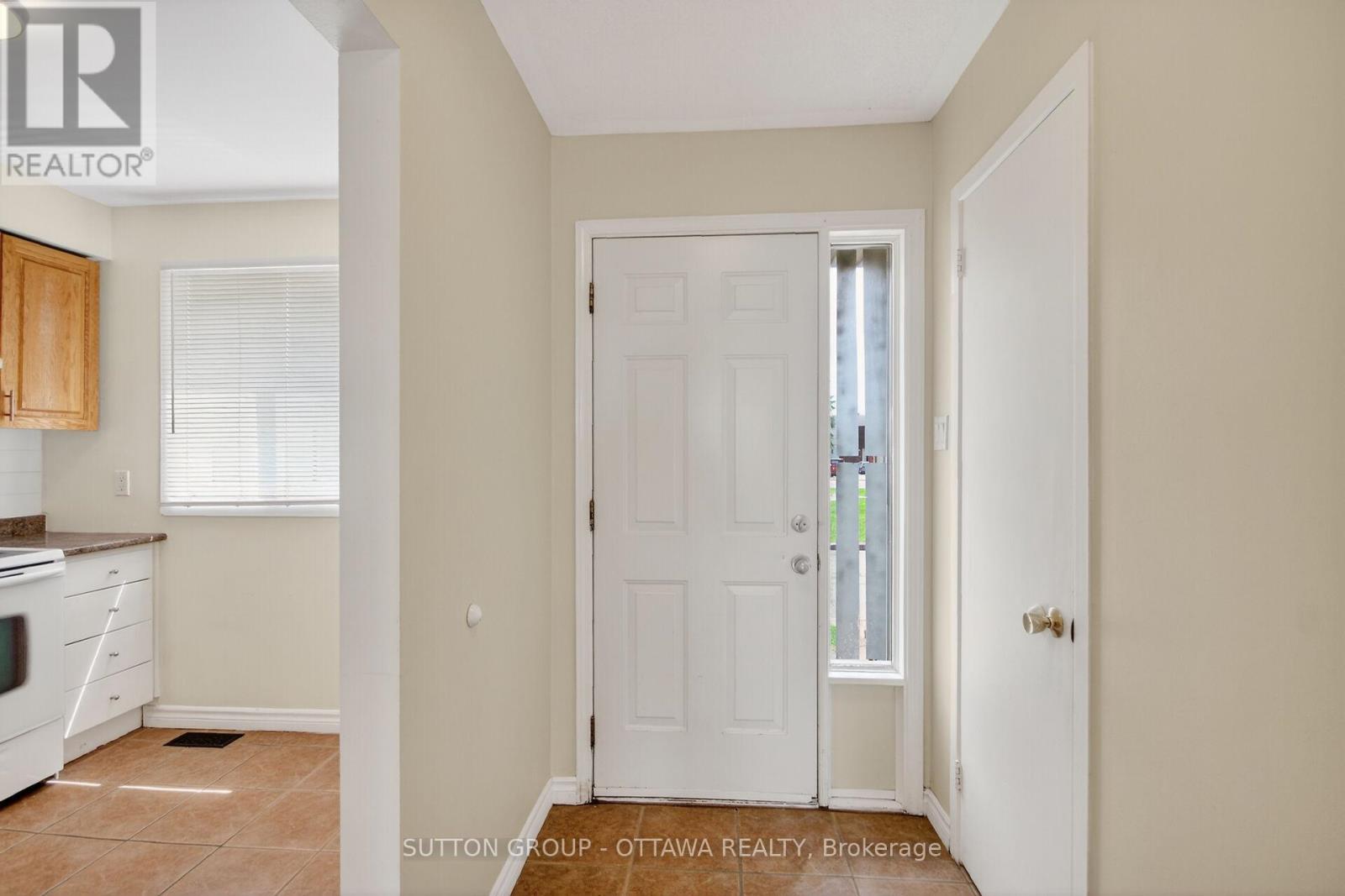79 - 35D WOODVALE GREEN