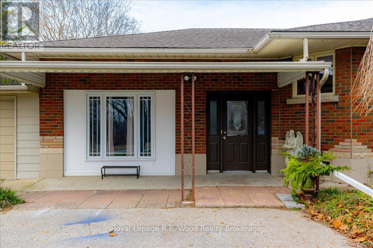 1925 1ST CONCESSION RD STREET