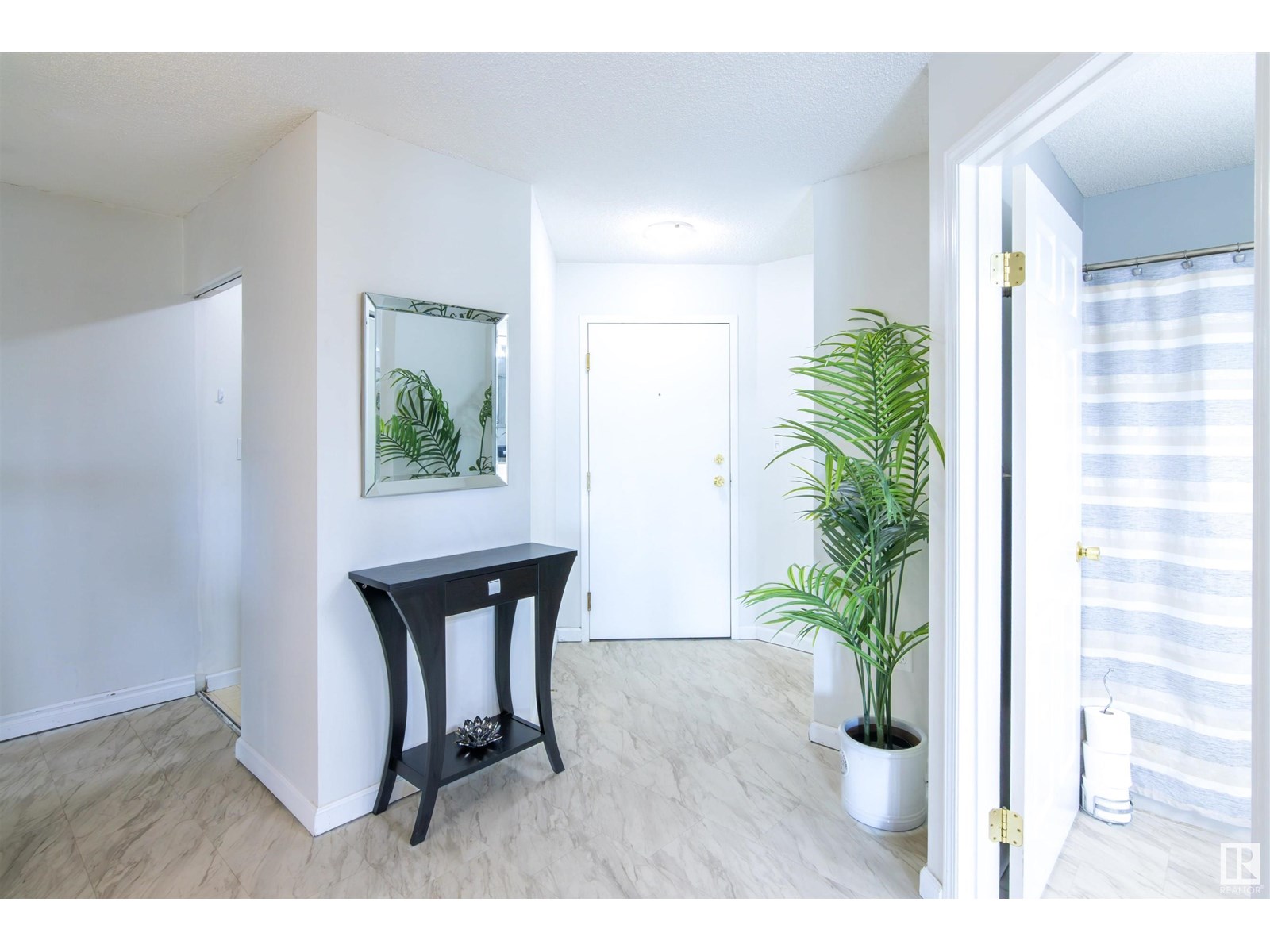 #236 9620 174 ST NW