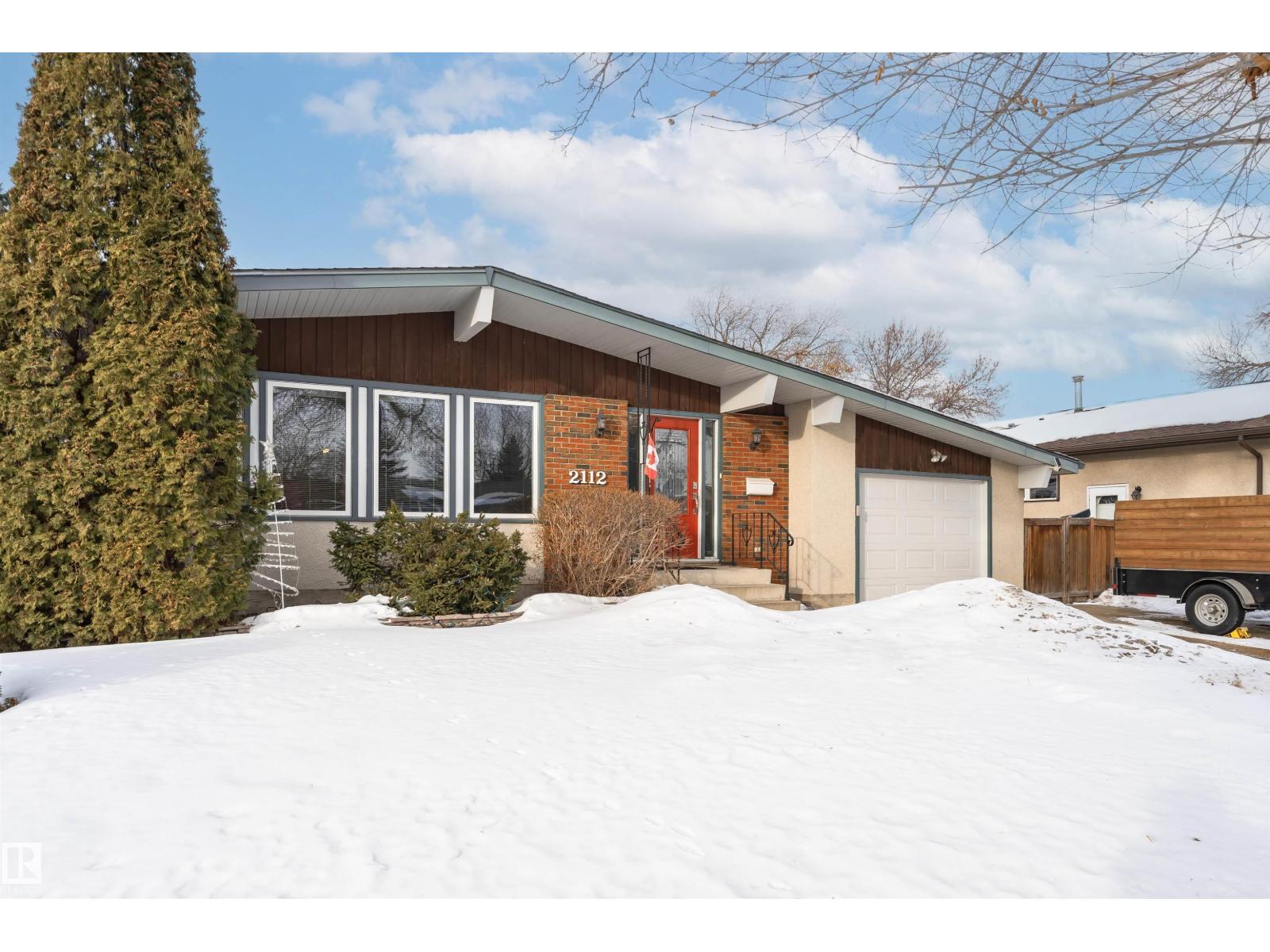 2112 67 ST NW NW
