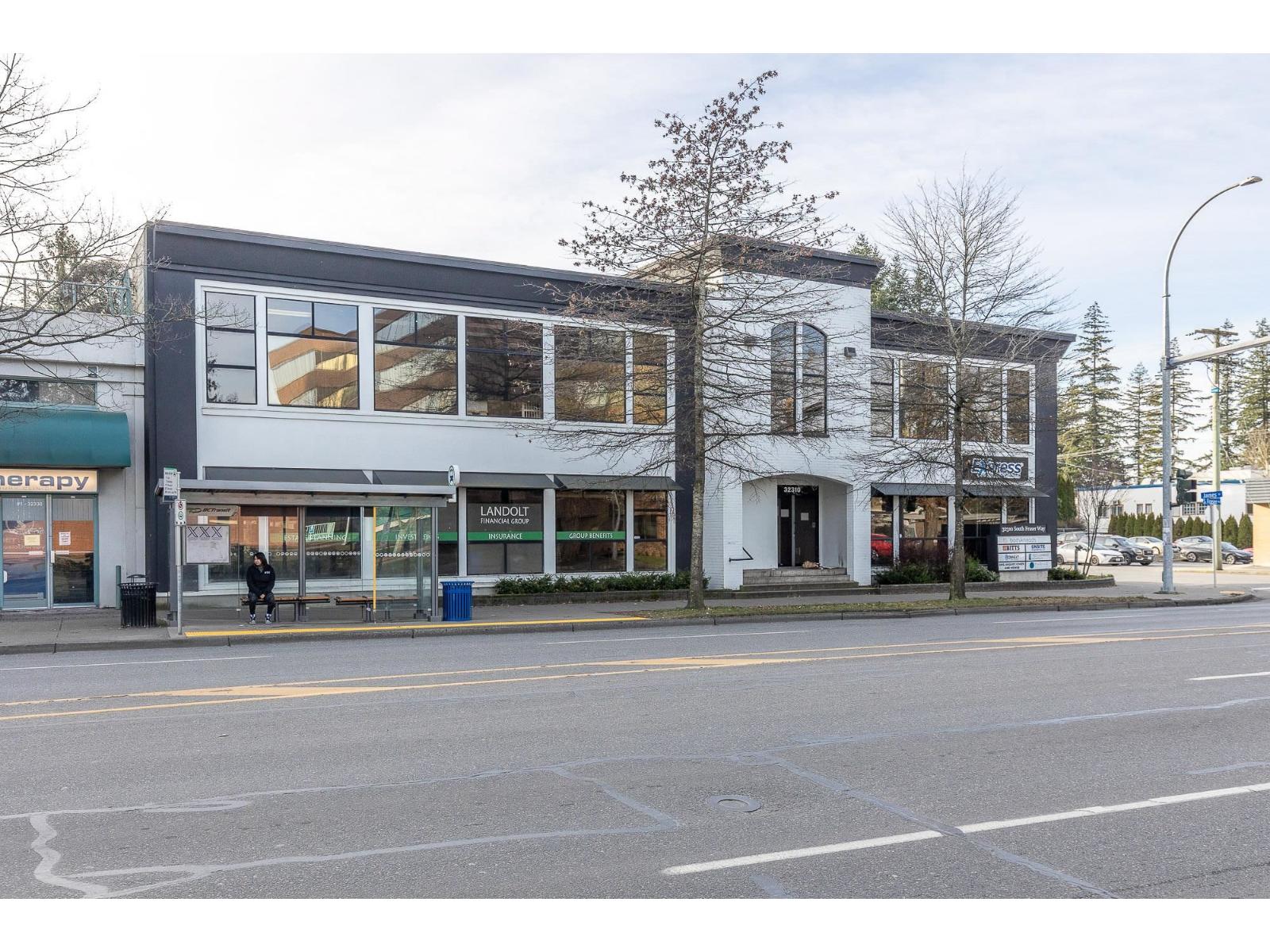 202 32310 SOUTH FRASER WAY