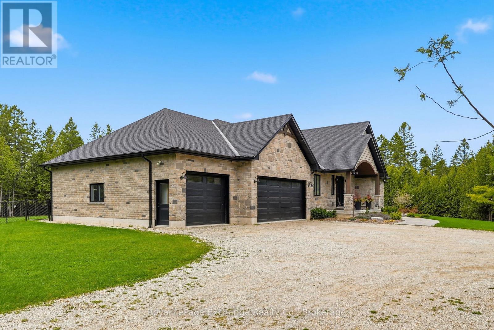 185 LOUISE CREEK CRESCENT