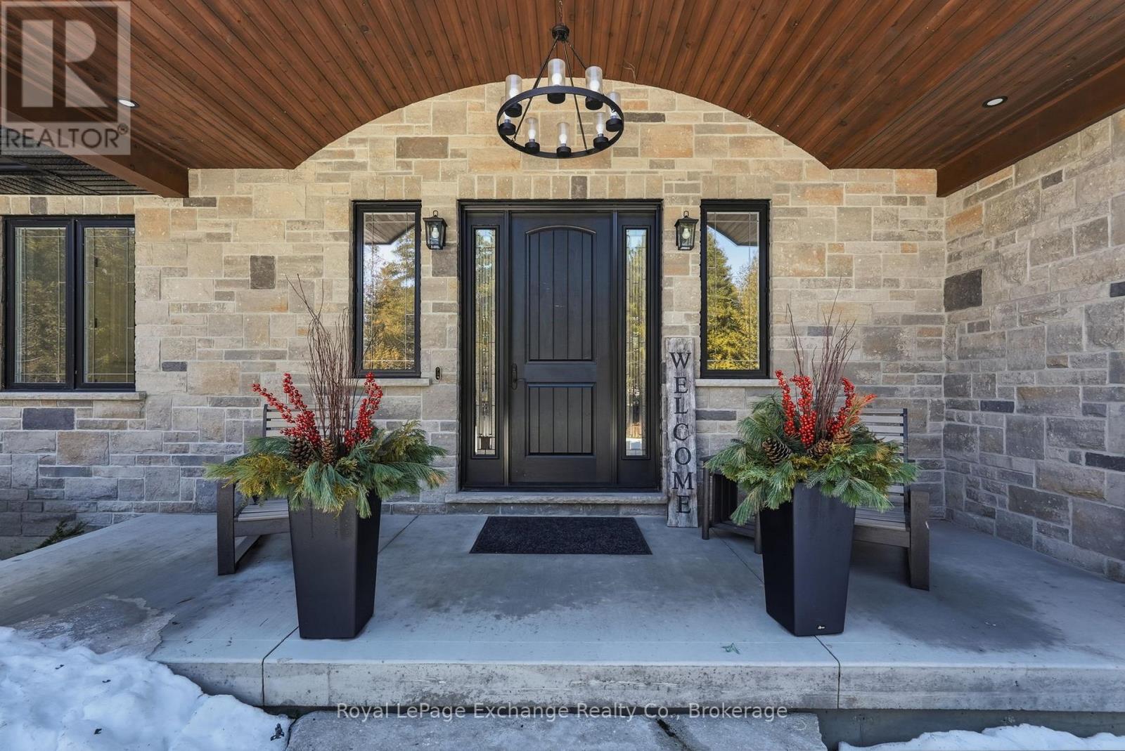 185 LOUISE CREEK CRESCENT