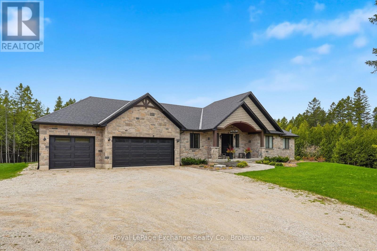 185 LOUISE CREEK CRESCENT