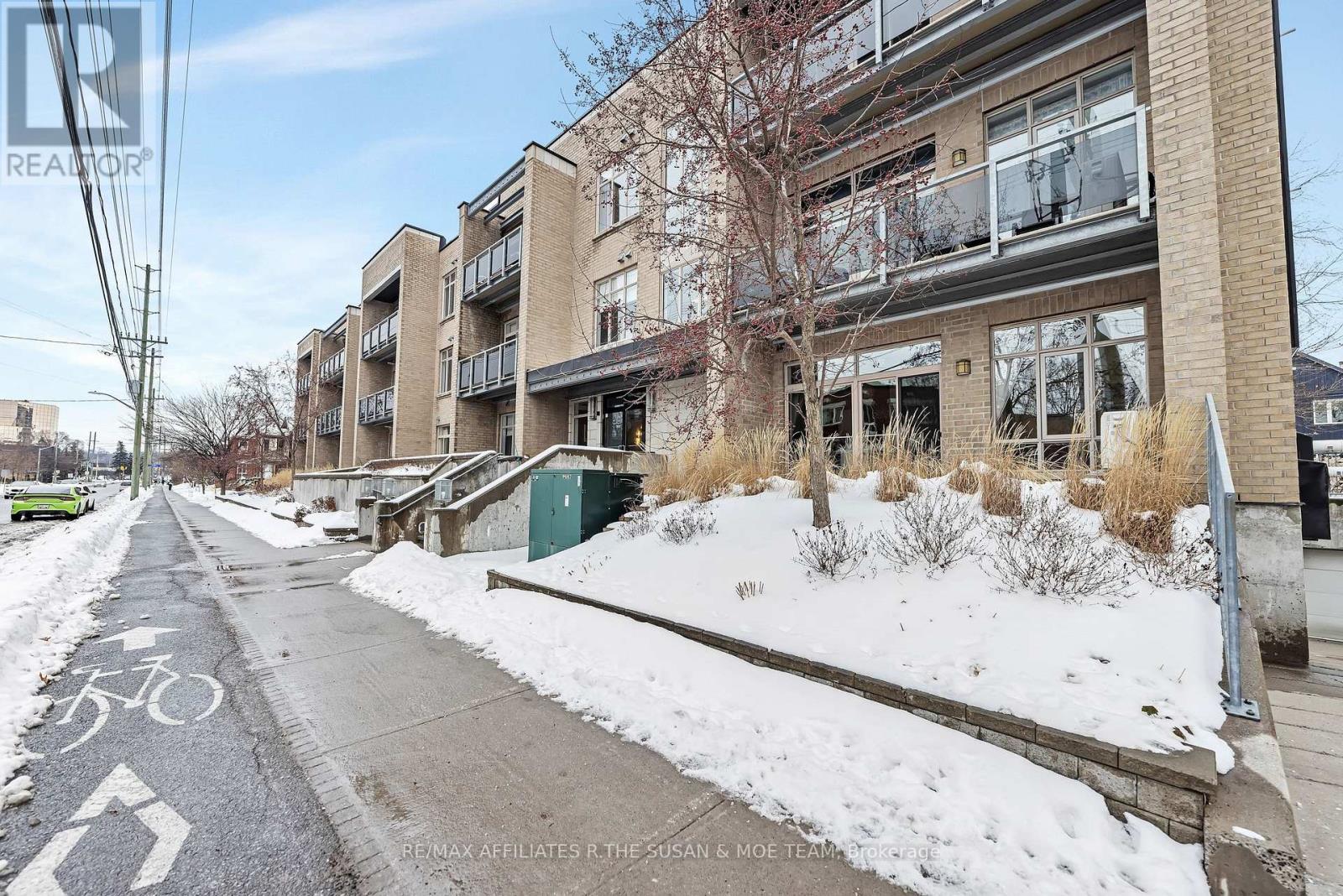 308 - 682 CHURCHILL AVENUE N