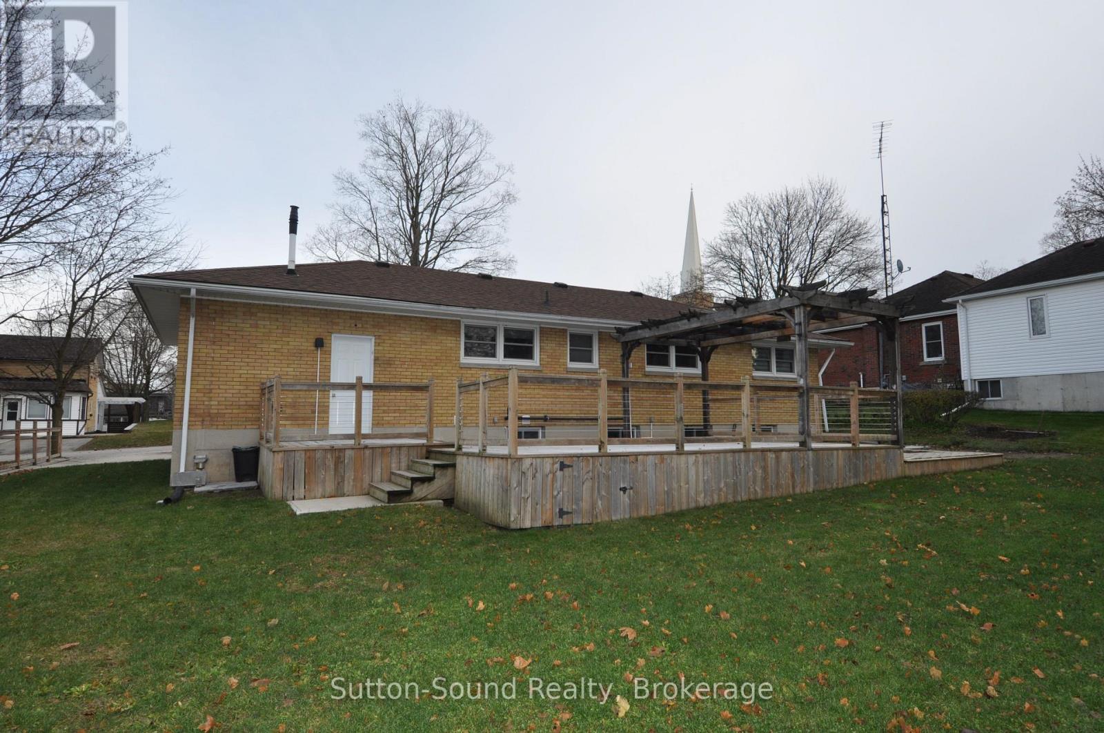 10 BROWNLEE STREET S