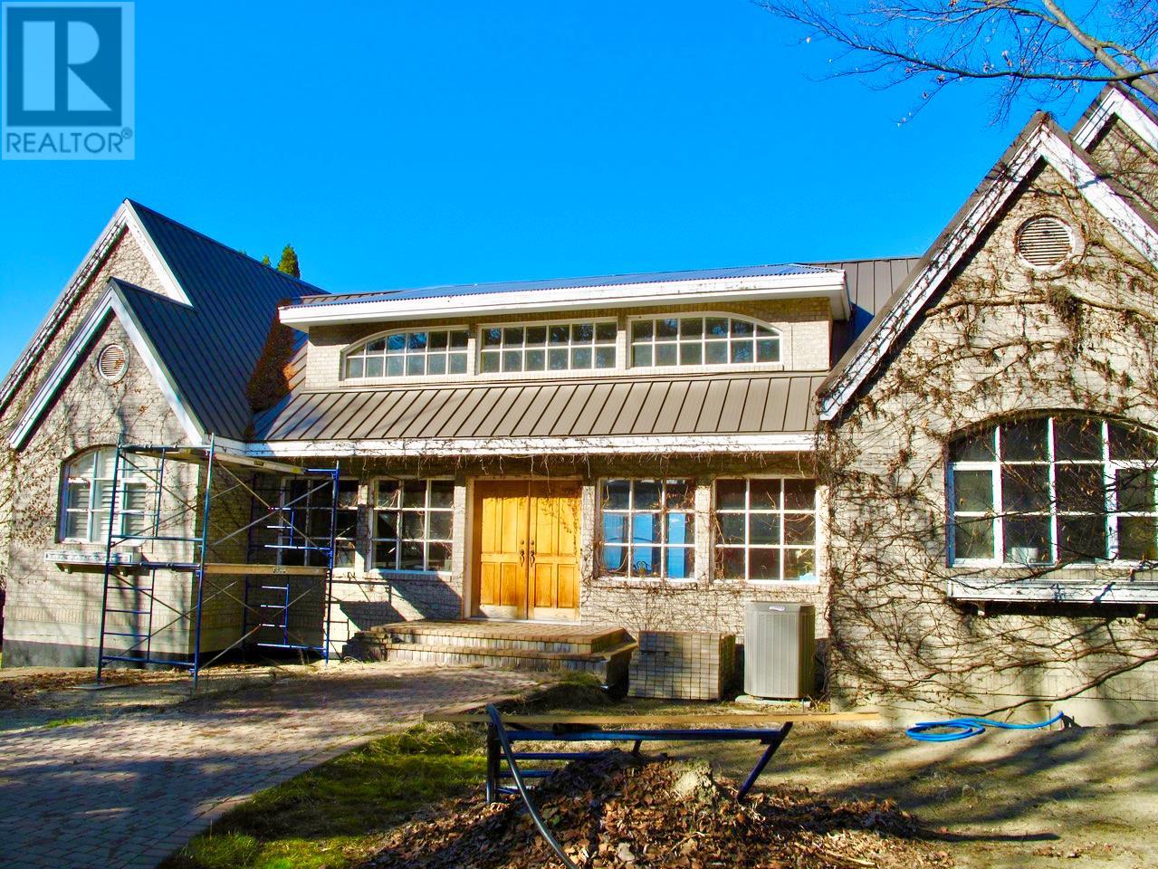 4614 Fuller Road