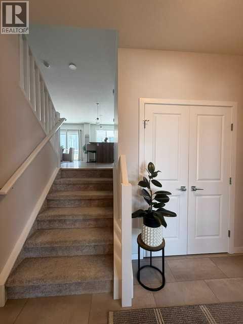 831 Bayview Terrace SW