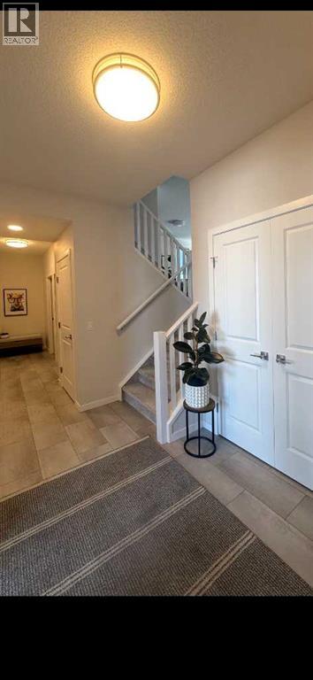 831 Bayview Terrace SW