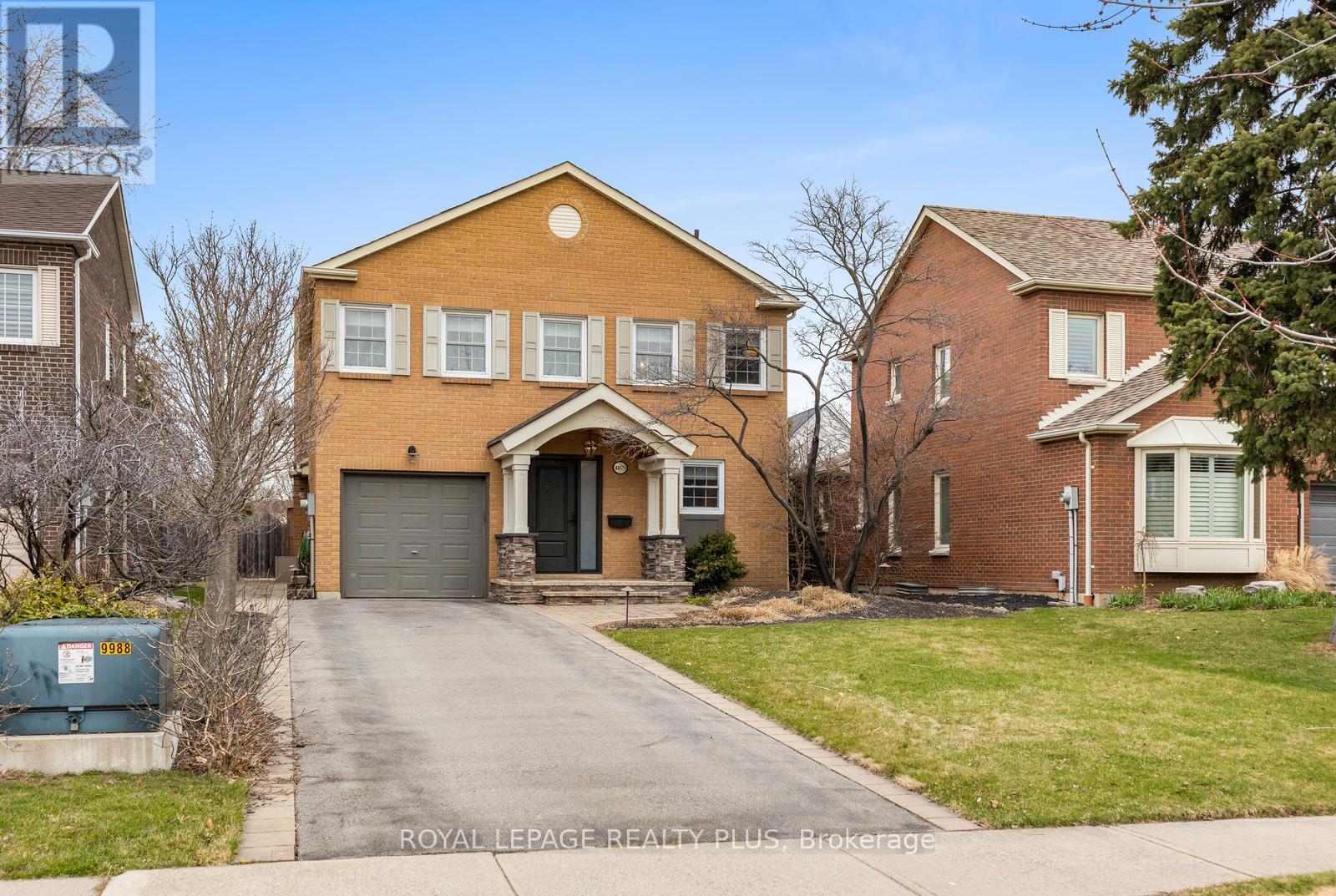 4079 TREETOP CRESCENT