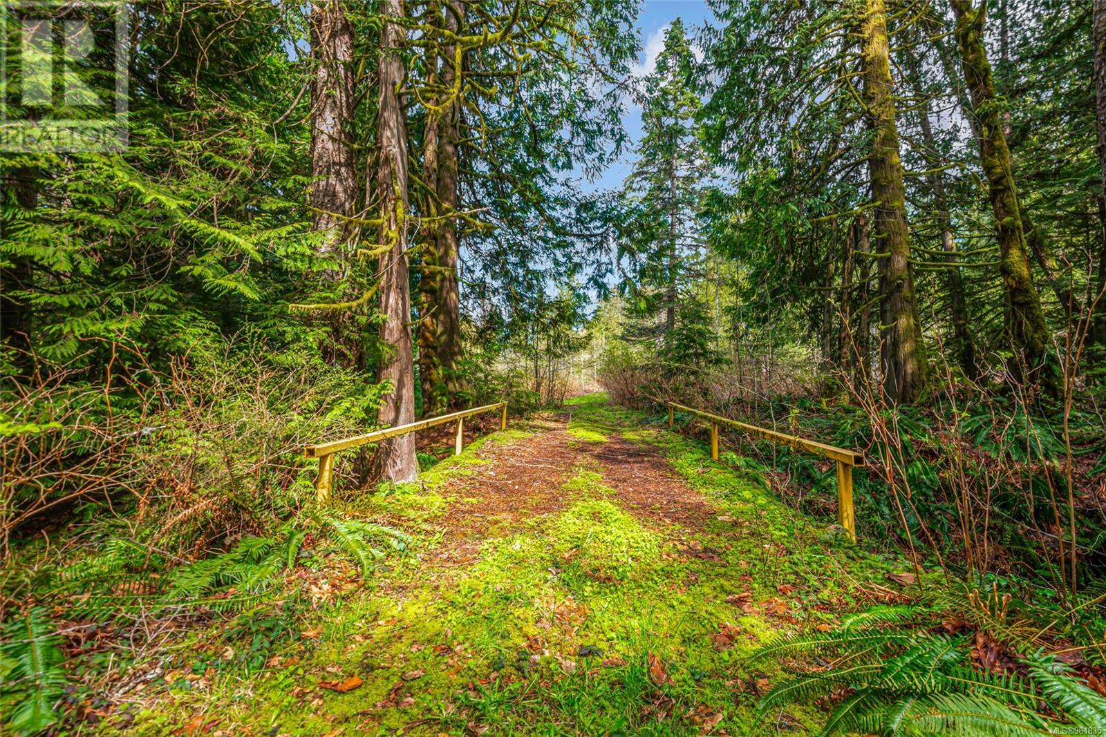 Lot 13 Island Hwy W