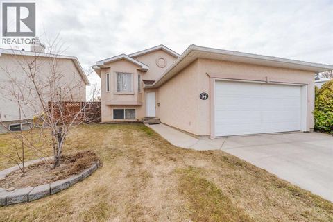 54 Kodiak Crescent N Lethbridge AB T1H6S4