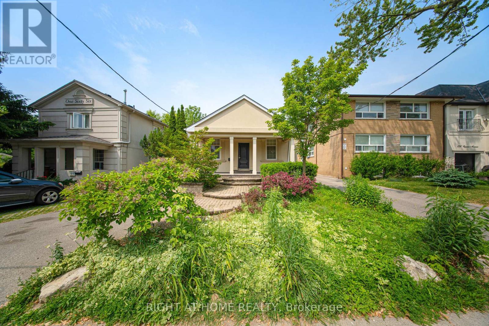 170 QUEENS AVENUE