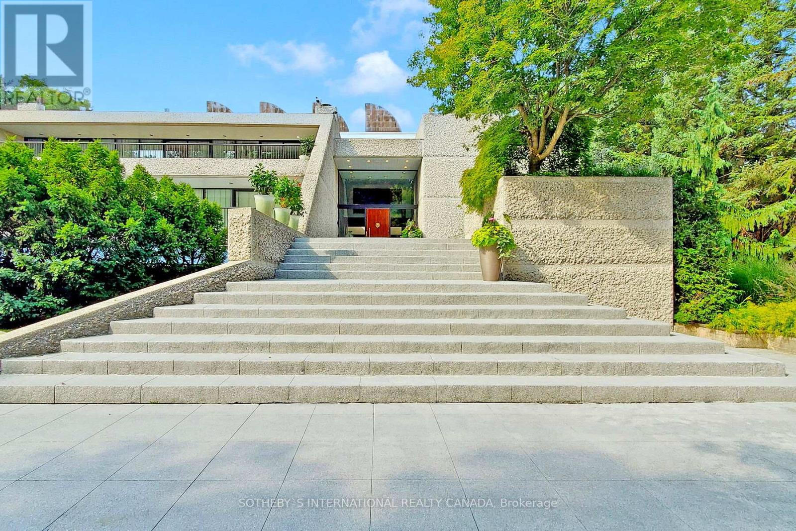 30 HIGH POINT ROAD