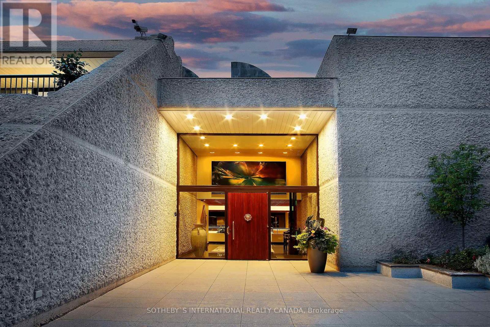 30 HIGH POINT ROAD