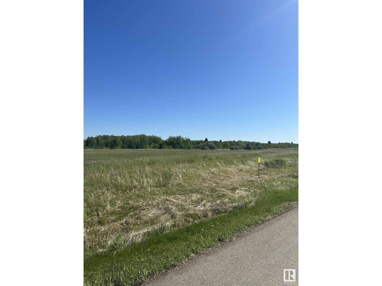 #121 52150 RGE ROAD 221