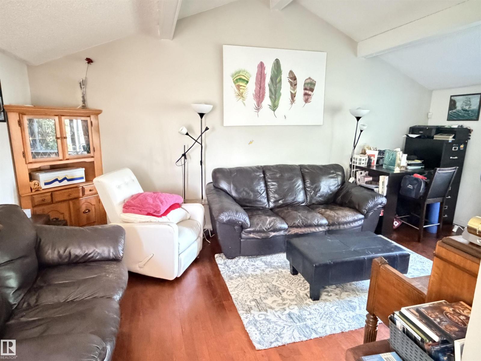 4823 49 ST
