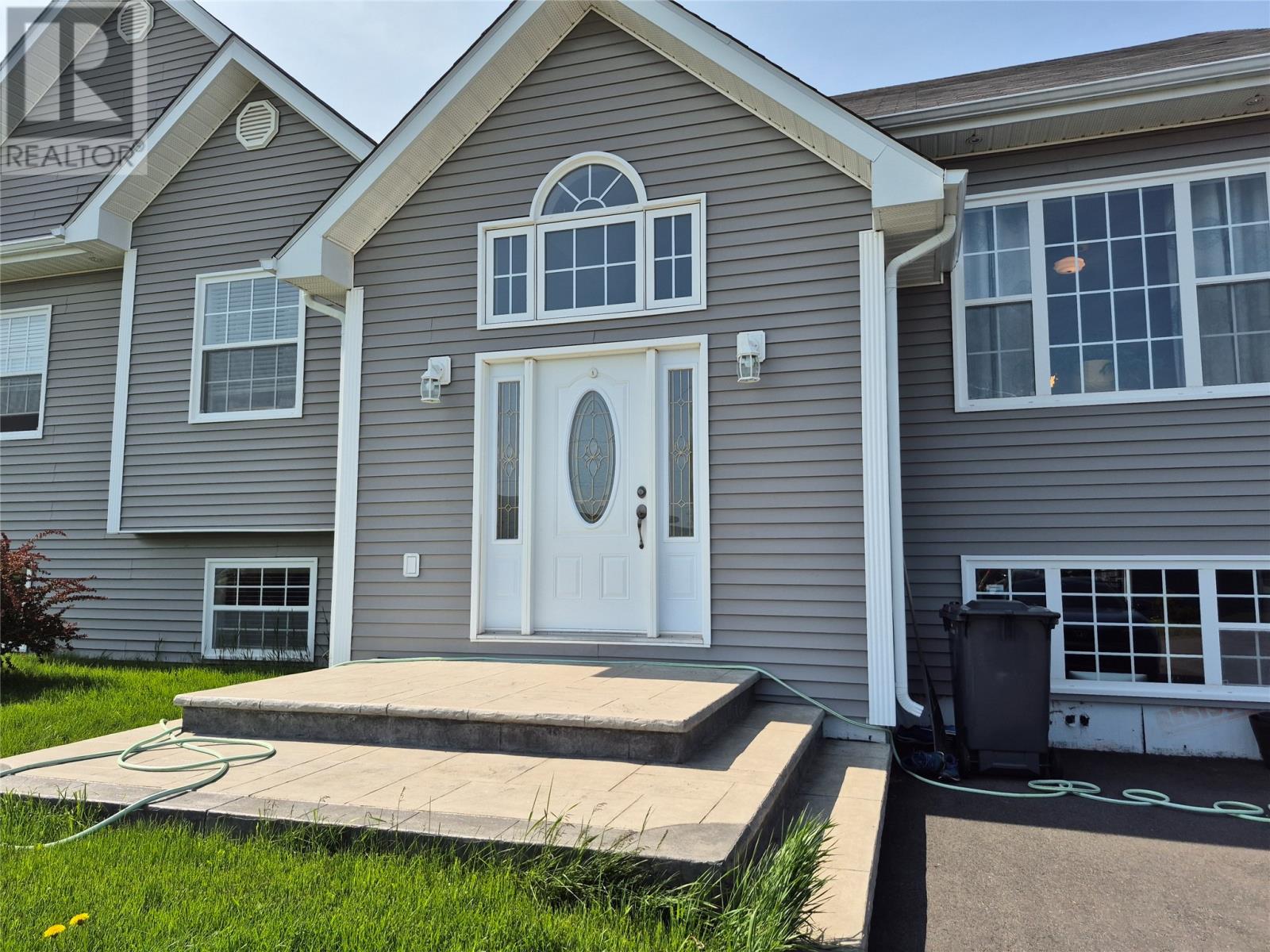 18 McDonald Crescent