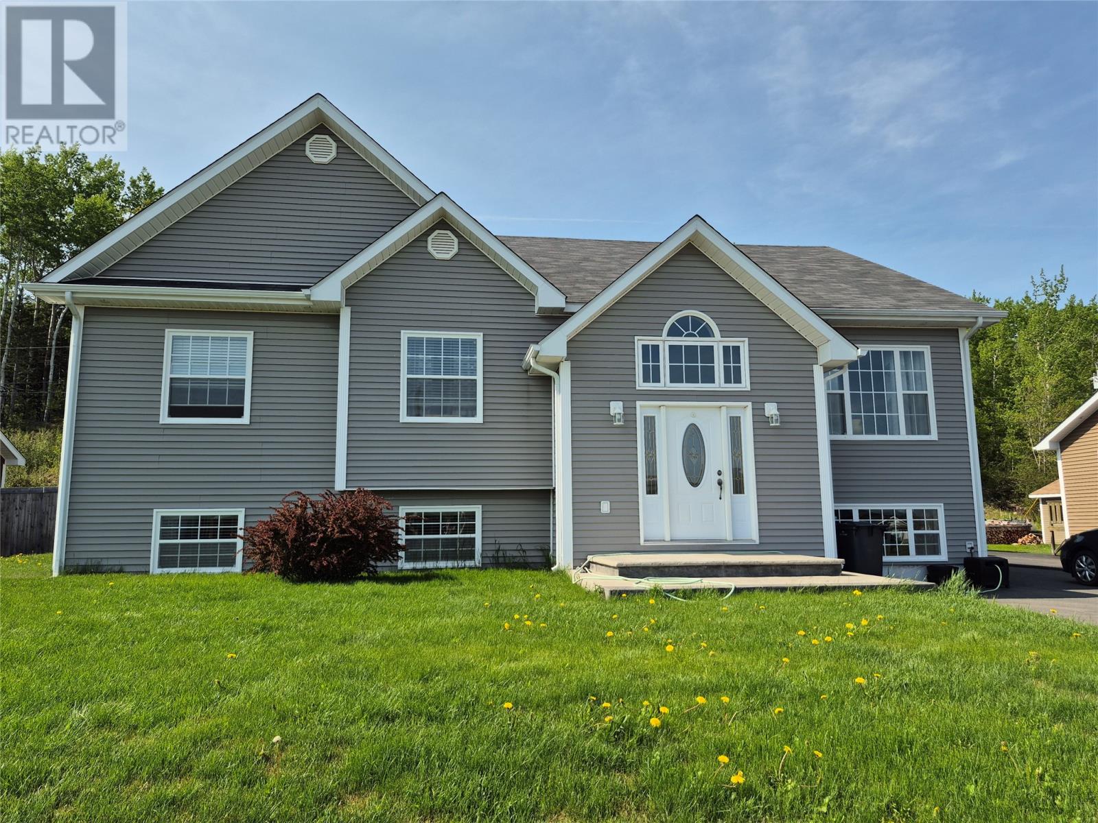 18 McDonald Crescent