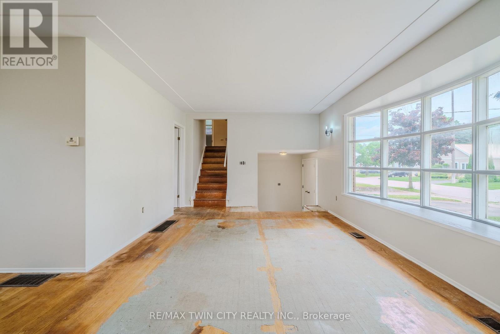 234 GRAND STREET