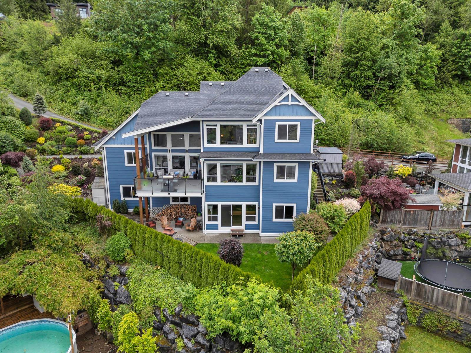 10 7854 BROOKWOOD PLACE|Eastern Hillsides