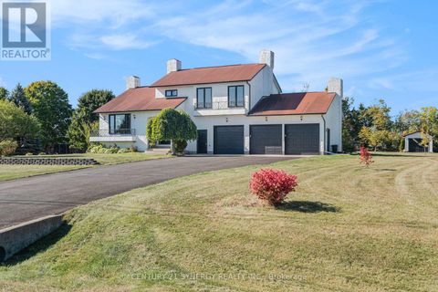 12 DAVIS LANE Rideau Lakes ON K7A4S5