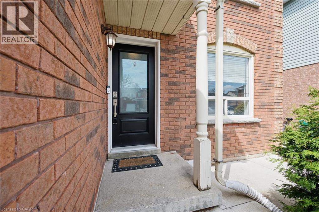 238 LANGLAW Drive
