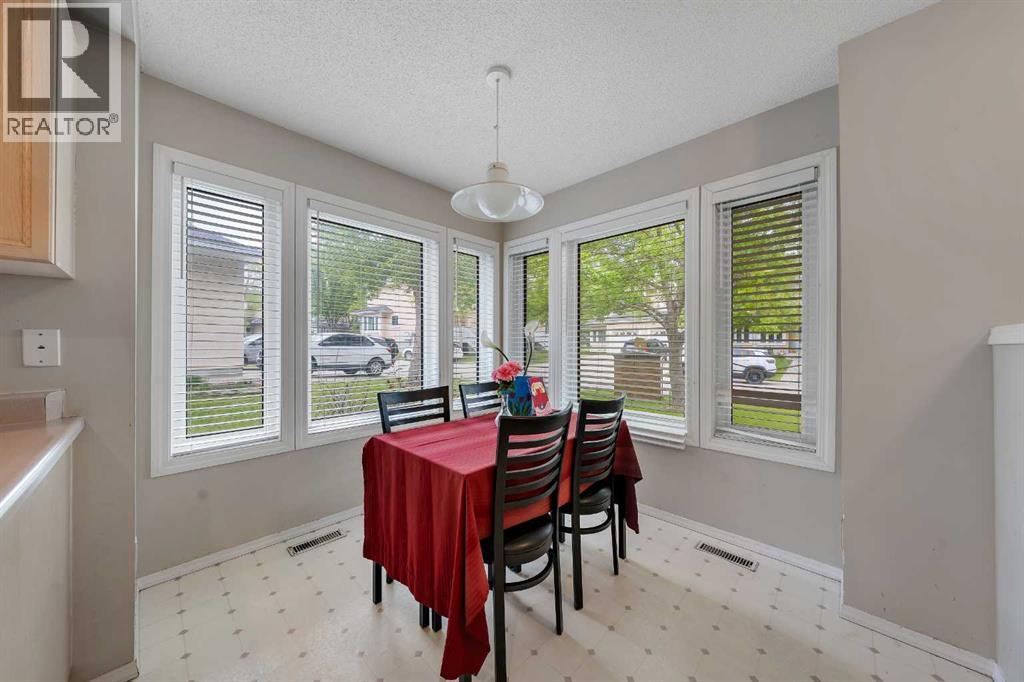 125, 388 Sandarac Drive NW