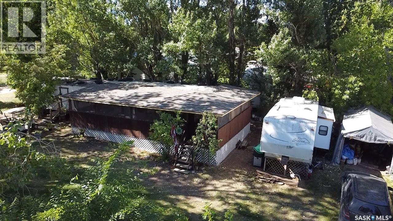 414 Zealandia AVENUE