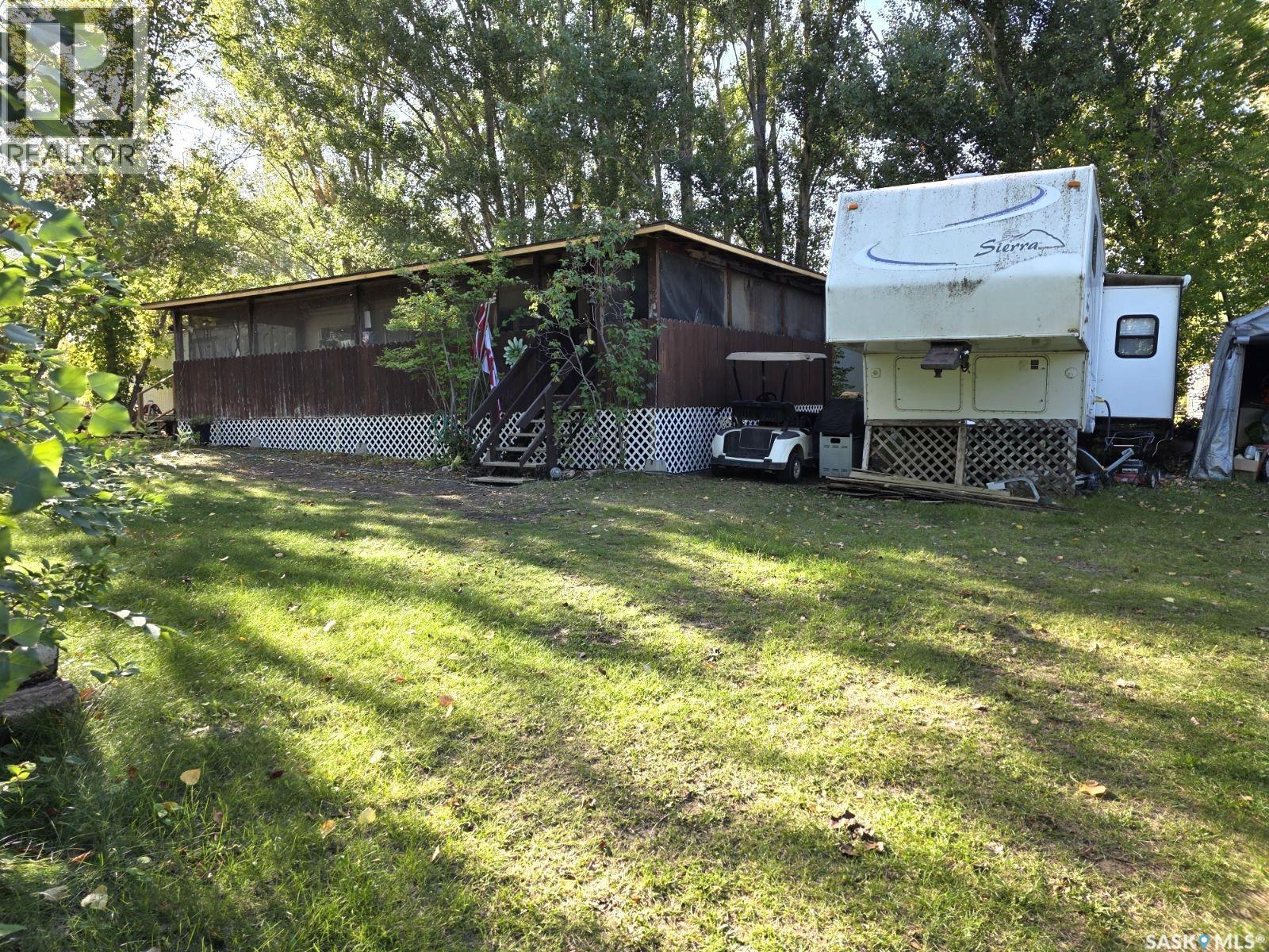 414 Zealandia AVENUE