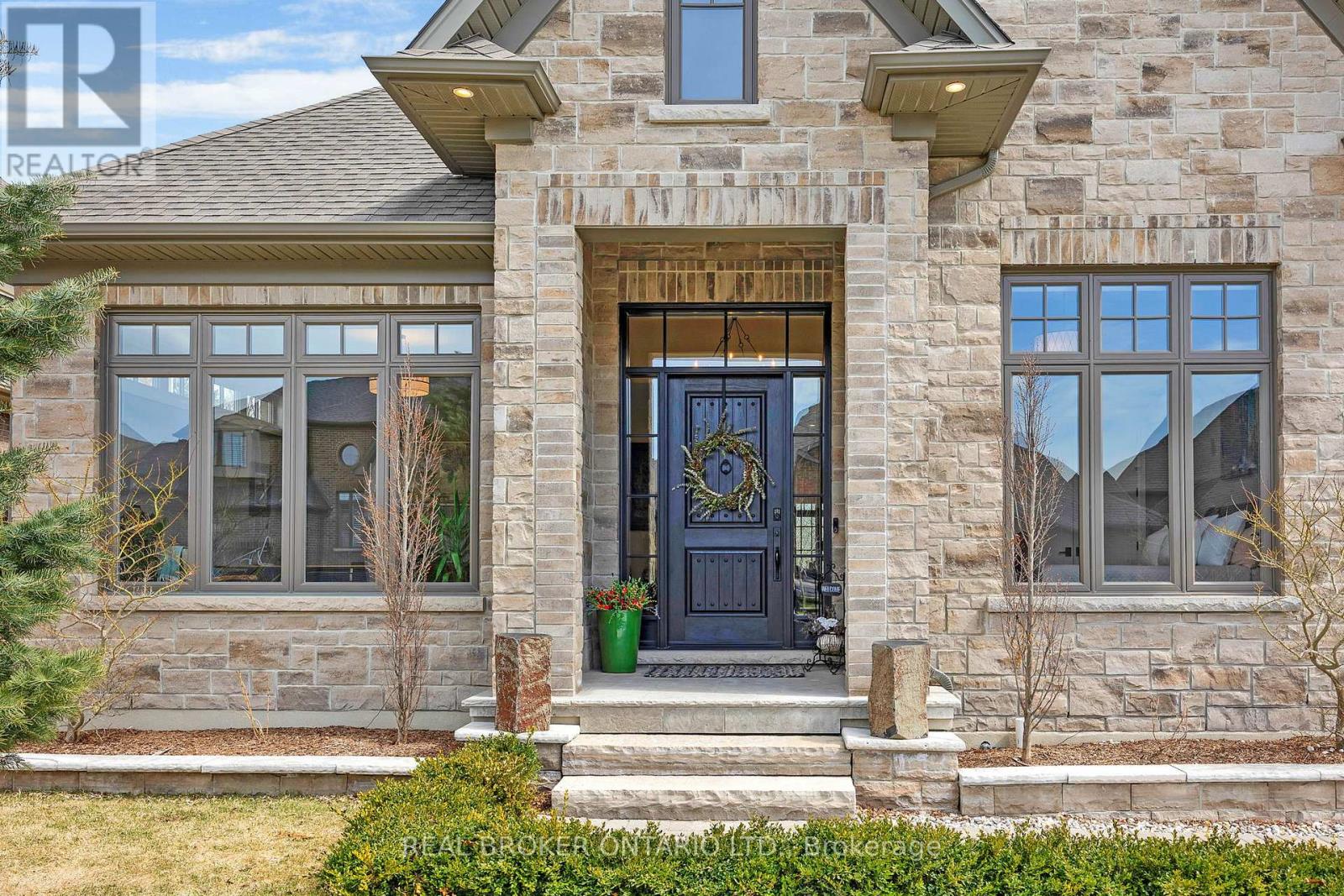 44 PIONEER RIDGE DRIVE