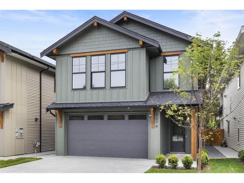 9376 MCNAUGHT ROAD|Chilliwack Proper East Chilliwack BC V2P6E8